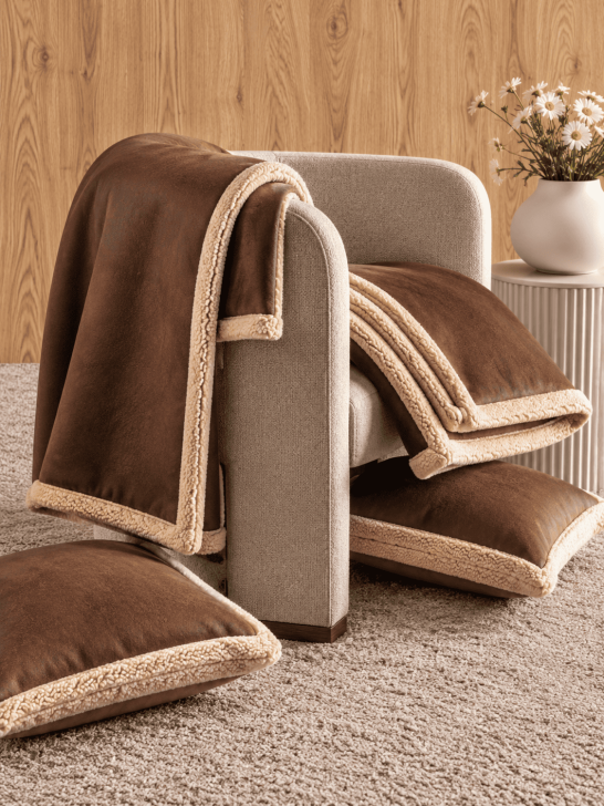 Plaid divano con cuscino arredo effetto montone - Campiglio